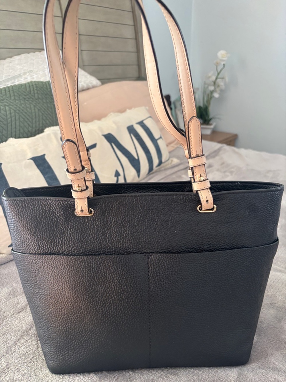 Michael Kors Bedford Medium Pebbled Leather Tote-Black Bag - Picture 3 of 15